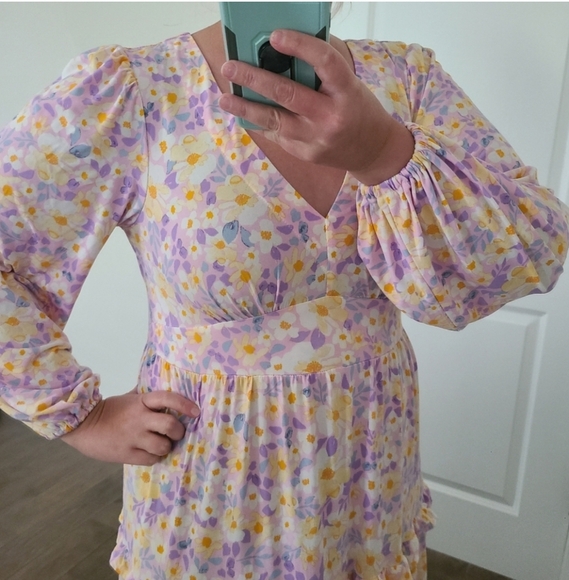 Eloquii Floral Long Bubble Sleeve V-neck Tiered Ruffle Hem Maxi Dress - Picture 2 of 7